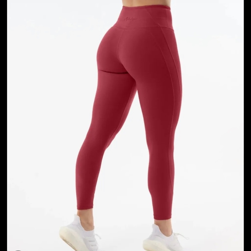 Alphalete Leggings